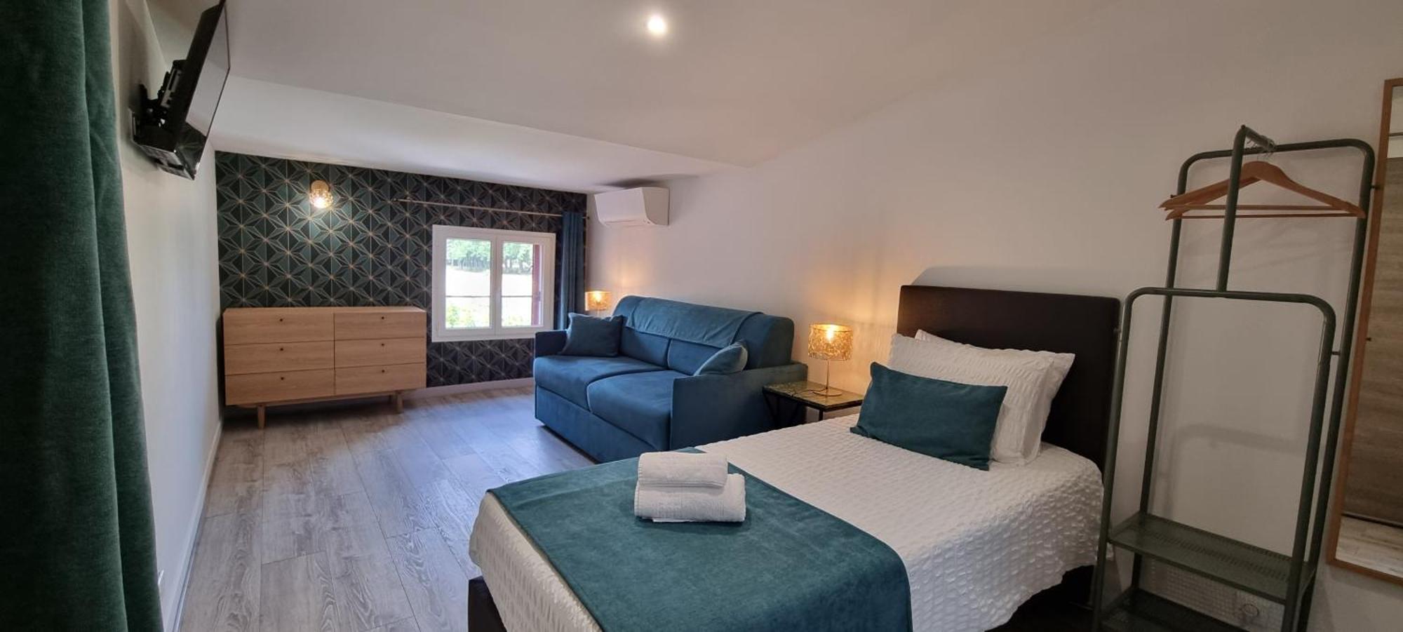 Domaine Des Pierres Precieuses - Demeure De Charme - Grand Standing - 15 Pers - Spa - Massages - Detente Et Bien-Etre - 30' Bordeaux Gauriaguet Exterior foto